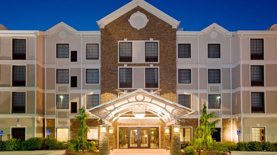 Staybridge Suites INDIANAPOLIS-AIRPORT by IHG