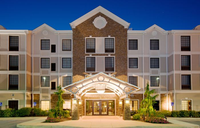 Staybridge Suites INDIANAPOLIS-AIRPORT by IHG