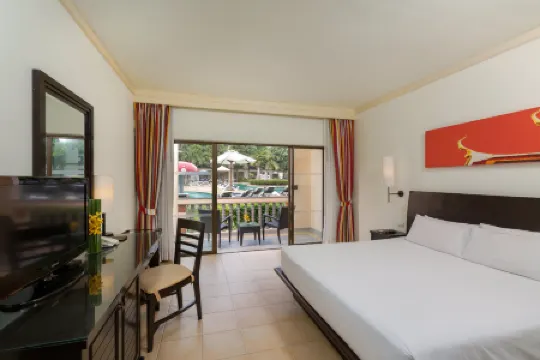 Centara Kata Resort Phuket Отели в г. Пхукет