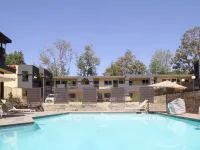 Pasadena Inn at Old Town, Los Angeles โรงแรมในแพซาดีนา
