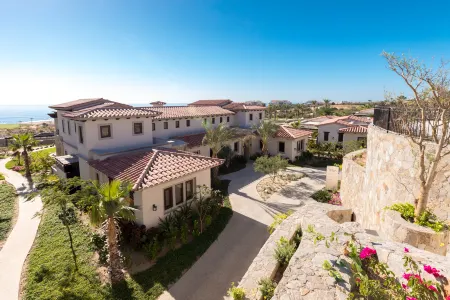 Live Aqua Private Residences Los Cabos