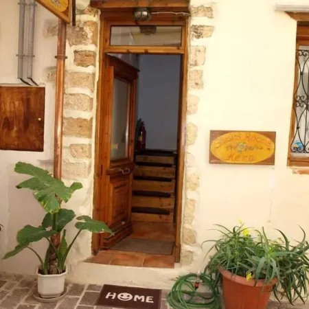 Hera Studios