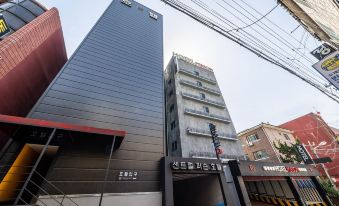 Central Person Hotel Pyeongtaek