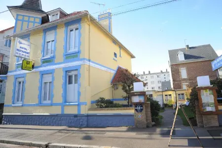 Logis Hôtel & Restaurant "Au Gré du Vent" Отели рядом с достопримечательностью «Berck Plage»