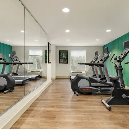 Holiday Inn Express & Suites PHILADELPHIA - MT. LAUREL by IHG