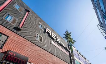 2. 안산 랙스..