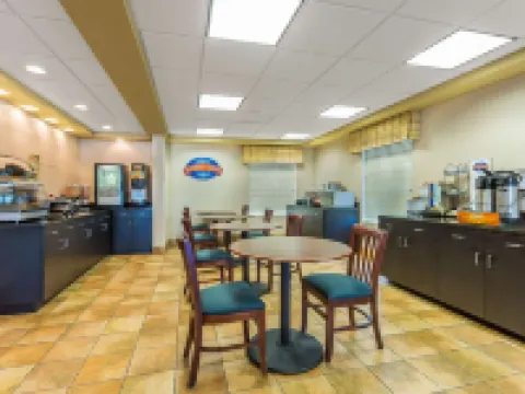 Baymont by Wyndham Cornelia Hotels in Cornelia