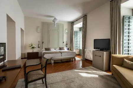 Parador De La Granja