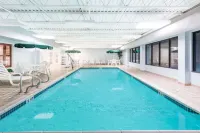 Wingate by Wyndham Erie - 2-Star
