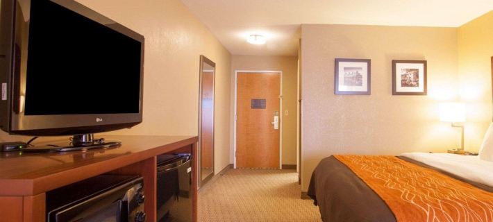 Quality Inn & Suites I-40 East Hotels in North Little Rock