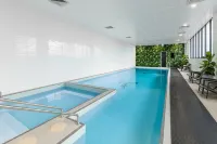 Meriton Suites Sydney Airport - romantici