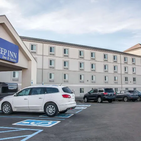 Sleep Inn & Suites Conference Center and Water Park
