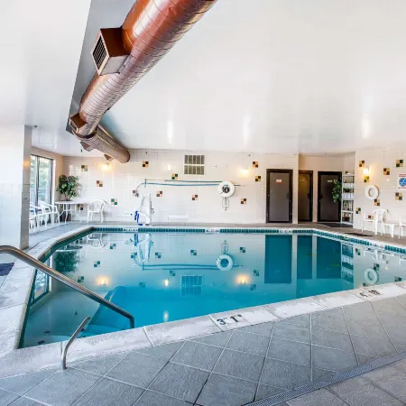 Comfort Suites Summit County