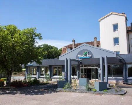 L'Orée du Bois Hotels in Vittel
