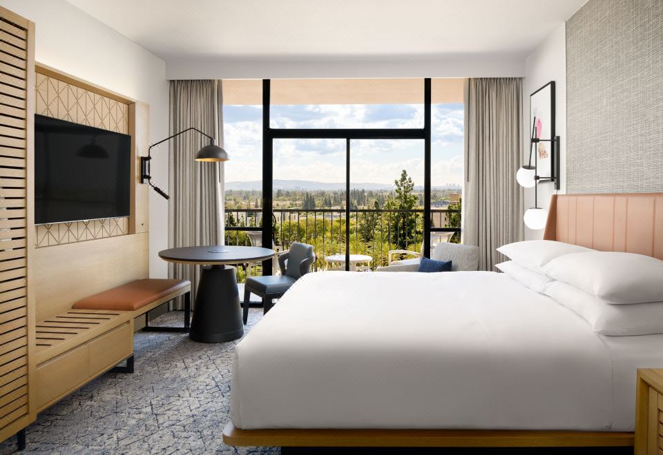 쉐라톤 파크 호텔 앳 더 애너하임 리조트 외관