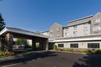 Country Inn & Suites by Radisson, Portland International Airport, or - Uima-altaat