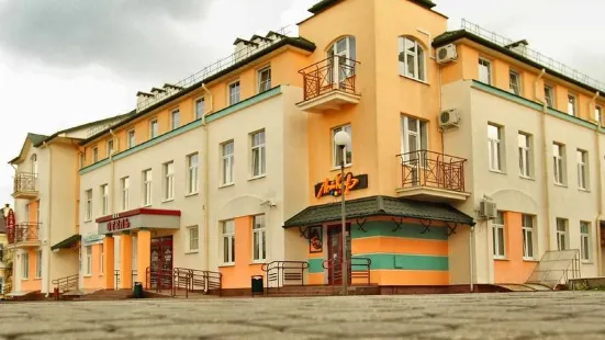 斯拉維亞飯店