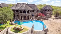 Eagle Tented Lodge & Spa - Kolam Renang