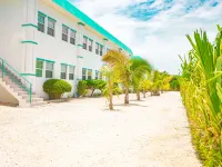 Best Western Grand Baymen Gardens Hotels near John Greif II Airport