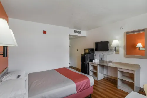 Motel 6 Medford, or Hotels in Jackson County