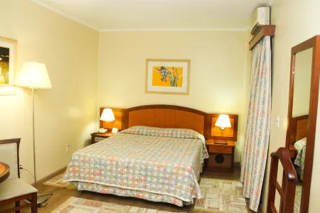 Summit Suítes Hotel Jundiaí Отели в г. Жундиаи