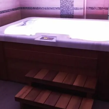 Bethune City Relax Spa & Sauna