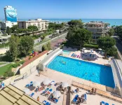 Résidence Pierre & Vacances Heliotel Marine Hotels in Сен-Лоран-дю-Вар