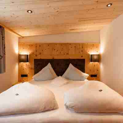 Hotel Alpenstolz Rooms