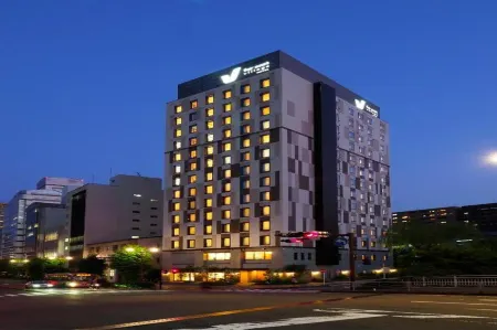 Far East Village Hotel Yokohama Отели рядом со станцией Keihinkyukodentetsu Kamiooka Railway Station