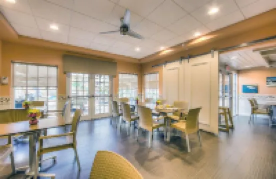 Inn of Naples, Tapestry Collection by Hilton