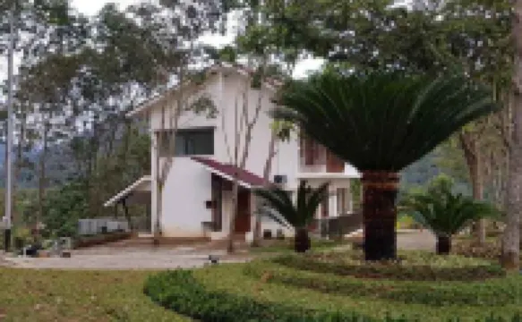 Grace Hill Villa Lubuk Minturun Отели в г. 