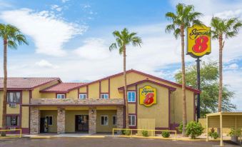 Super 8 by Wyndham Goodyear/Phoenix Area