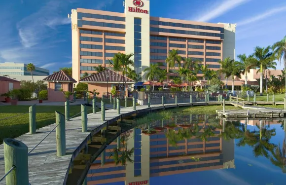 希爾頓棕櫚灘PBI酒店