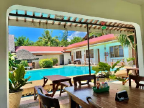 Eve's Kiosk Dive Resort