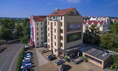Absolutum Wellness Hotel Hôtels à : Holesovice