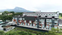 My Dormy Hostel UMM Hoteles en Tunggulwulung
