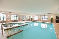 Staybridge Suites Wisconsin Dells - Lake Delton Hotels in Baraboo