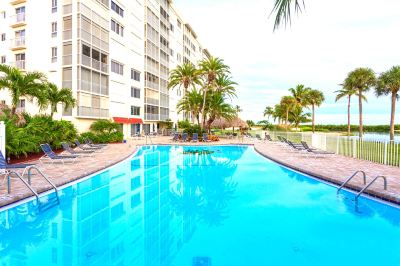 Outdoor Swimming Pool