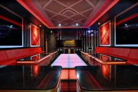 Hotel Neo+ Balikpapan by Aston - bar