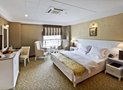 Gargee Grand Patna Отели в г. 