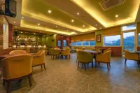 Neugal Riverfront Resort - 3-Star
