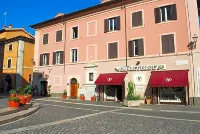 B&B Piazza Fratti - 3-Star