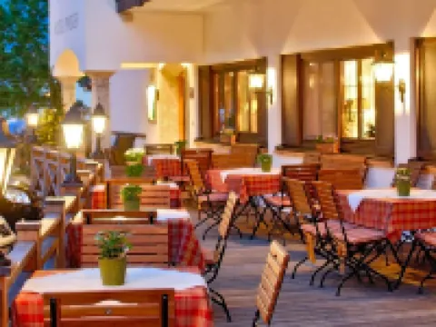 Der Pinzger Hotels in Stumm