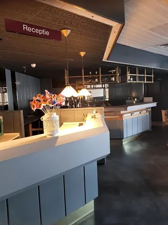 City Hotel Winschoten Отели в г. Схемда