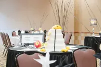 Hampton Inn & Suites Columbia (at the University of Missouri) - breakfast