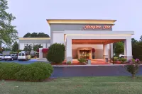 Hampton Inn Ruston - Pools
