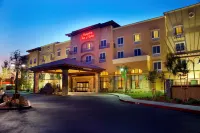 Hampton Inn & Suites Lodi - 2-Star