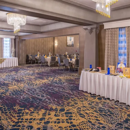 DoubleTree by Hilton Utica