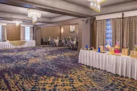 DoubleTree by Hilton Utica - WiFi