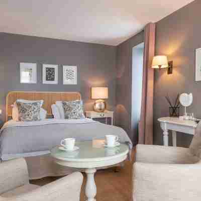 Hôtel Traiteur les Ormes, The Originals Relais Rooms